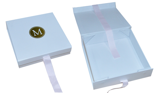 custom foldable boxes with hot stamping logo